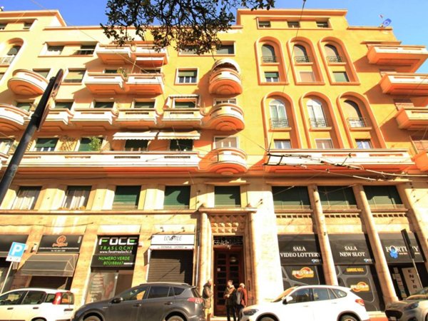 negozio in vendita a Genova