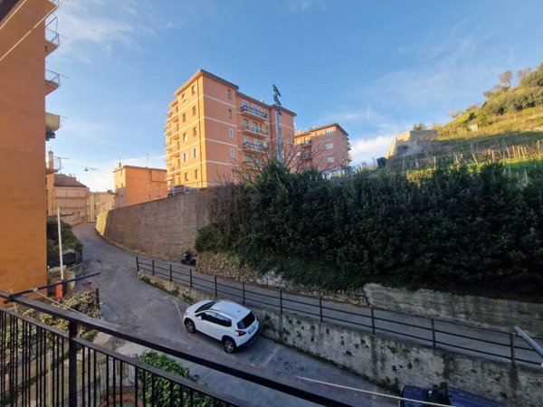 appartamento in vendita a Genova in zona Palmaro / Pra'