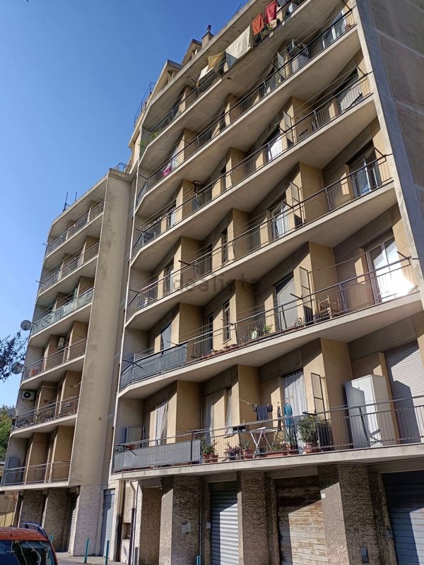 appartamento in vendita a Genova in zona Bolzaneto