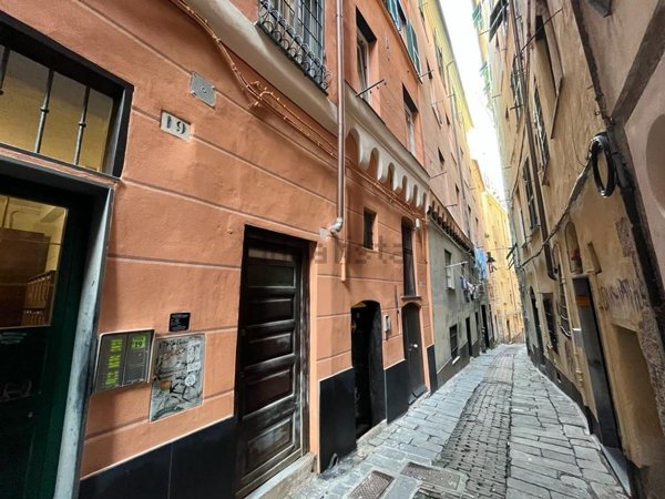 monolocale in vendita a Genova in zona Sottoripa / Maddalena / Molo