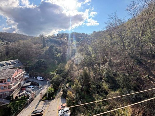 appartamento in vendita a Genova in zona Quezzi