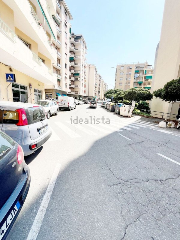 appartamento in vendita a Genova in zona Voltri