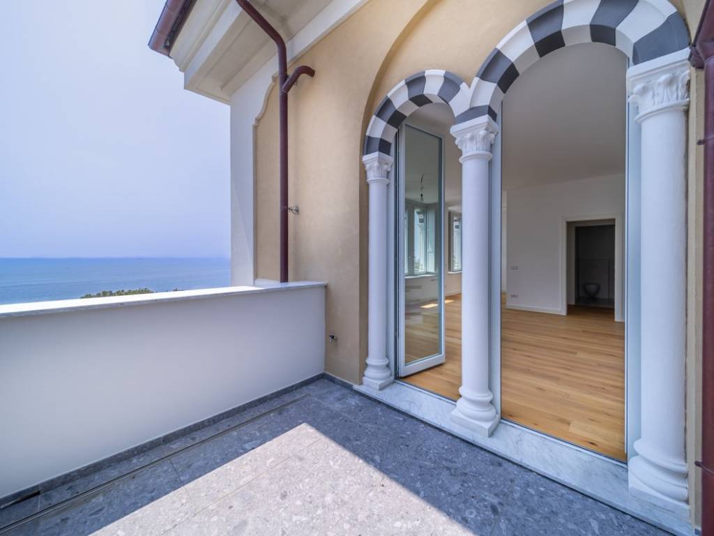 appartamento in vendita a Genova in zona Nervi