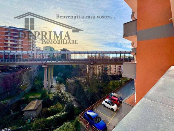 appartamento in vendita a Genova in zona Sestri Ponente