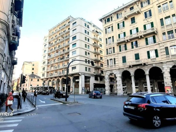 appartamento in vendita a Genova in zona Sampierdarena