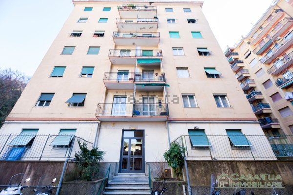 appartamento in vendita a Genova in zona Marassi