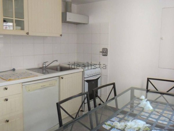 appartamento in vendita a Genova in zona Sottoripa / Maddalena / Molo