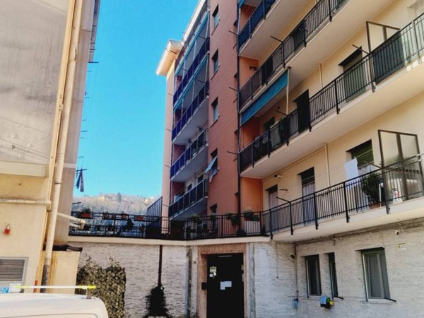 appartamento in vendita a Genova in zona Pontedecimo