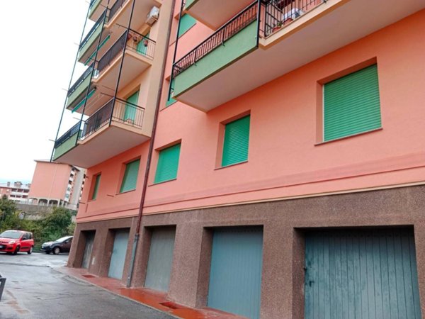 appartamento in vendita a Genova in zona Pegli