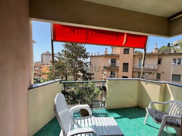 appartamento in vendita a Genova in zona Pegli