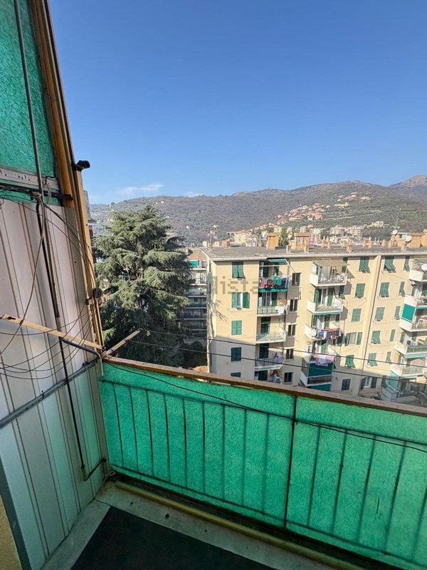 appartamento in vendita a Genova in zona Molassana