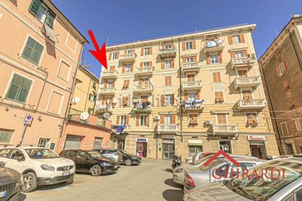 appartamento in vendita a Genova in zona Sestri Ponente