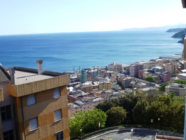 appartamento in vendita a Genova in zona Voltri