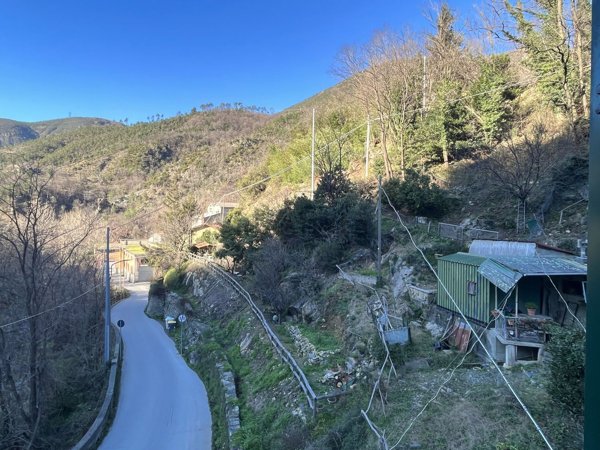appartamento in vendita a Genova in zona Pegli