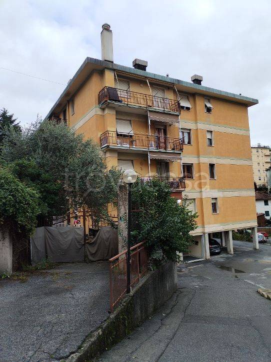 appartamento in vendita a Genova in zona Pontedecimo