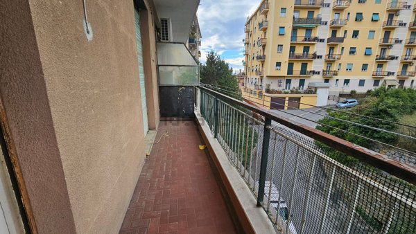 appartamento in vendita a Genova in zona Cornigliano