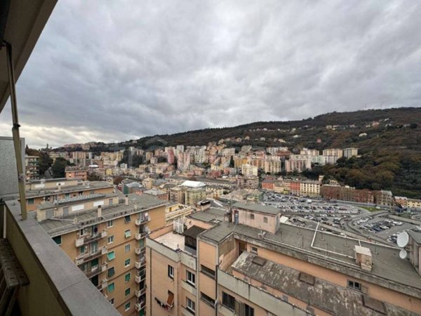 appartamento in vendita a Genova in zona Marassi