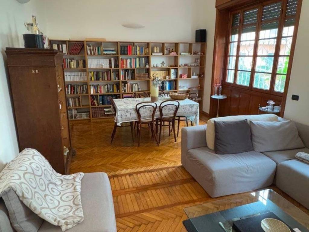appartamento in vendita a Genova in zona Albaro