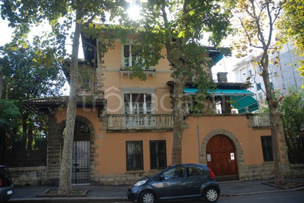 casa indipendente in vendita a Genova in zona Albaro