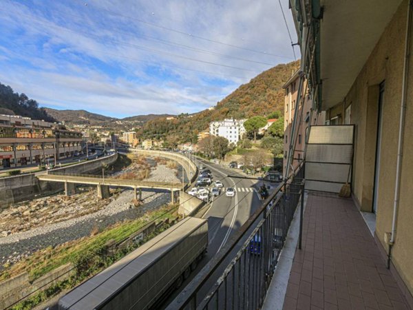 appartamento in vendita a Genova in zona Struppa