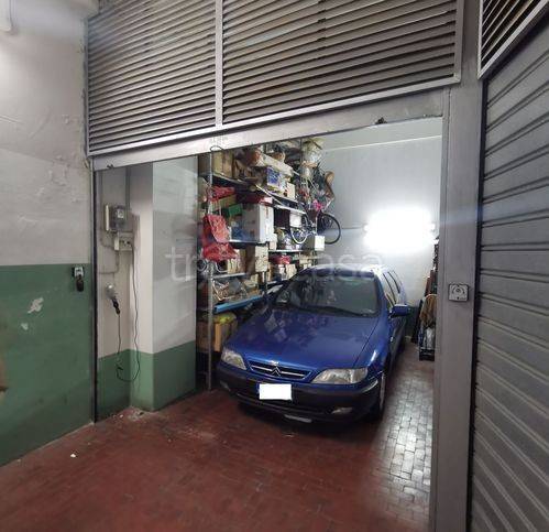ufficio in vendita a Genova in zona Sampierdarena