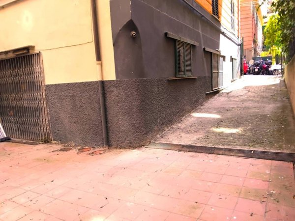 negozio in vendita a Genova in zona Centro Storico