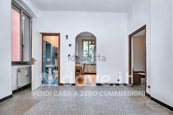 appartamento in vendita a Genova in zona Staglieno