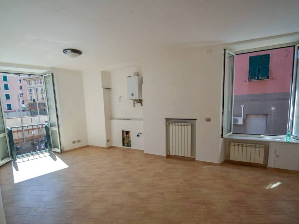 appartamento in vendita a Genova in zona Voltri