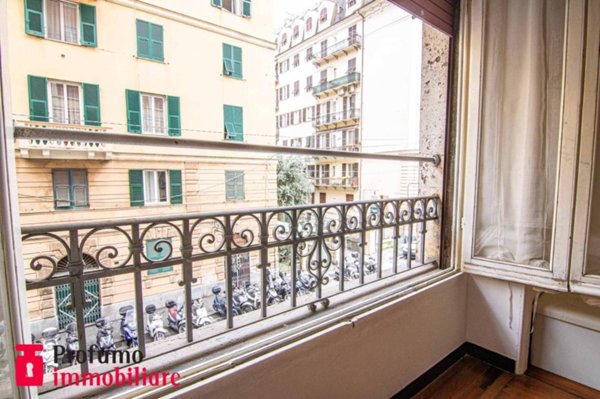 appartamento in vendita a Genova in zona Foce