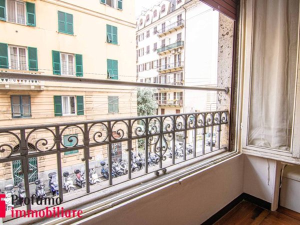 appartamento in vendita a Genova in zona Foce