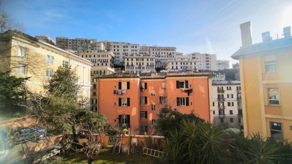 appartamento in vendita a Genova in zona Oregina