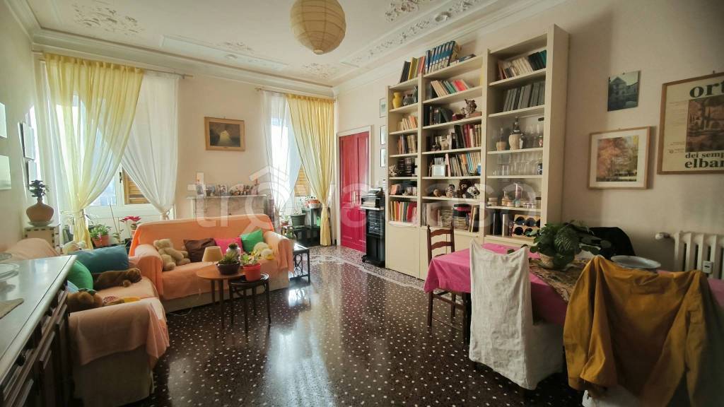 appartamento in vendita a Genova in zona Oregina