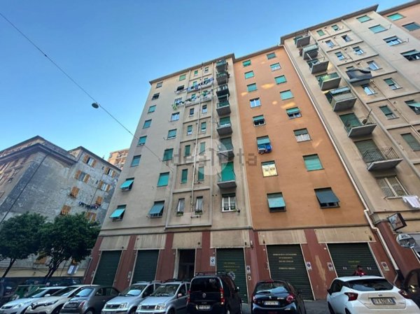 appartamento in vendita a Genova in zona Sampierdarena