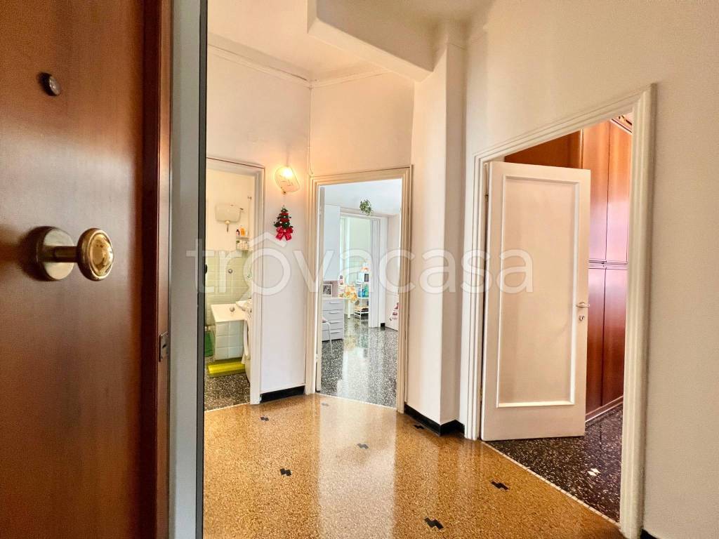 appartamento in vendita a Genova in zona Pegli