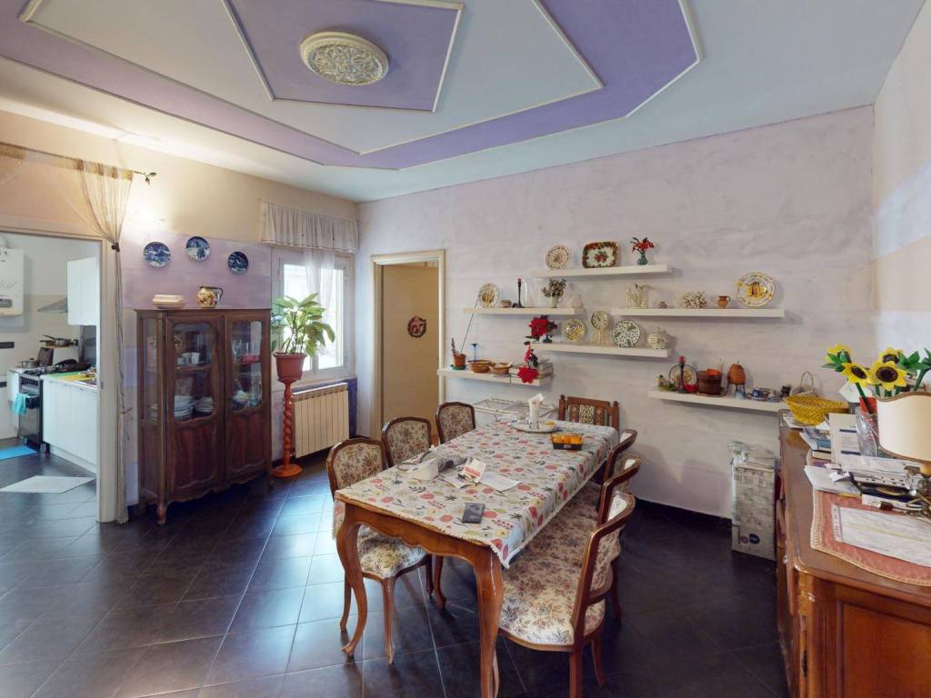 appartamento in vendita a Genova in zona Lagaccio / Granarolo