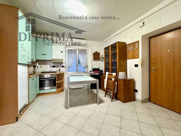 appartamento in vendita a Genova in zona Sestri Ponente