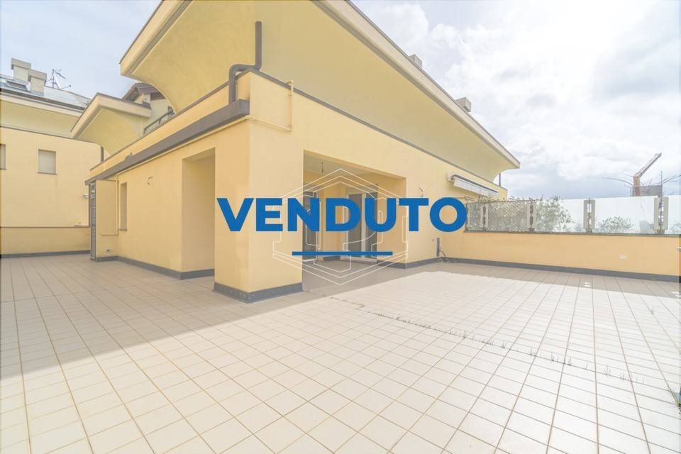 appartamento in vendita a Genova in zona Sestri Ponente