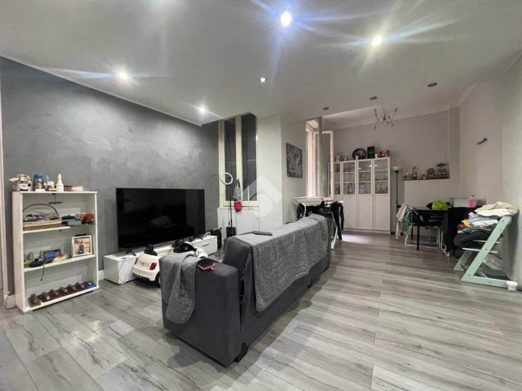 appartamento in vendita a Genova in zona Marassi