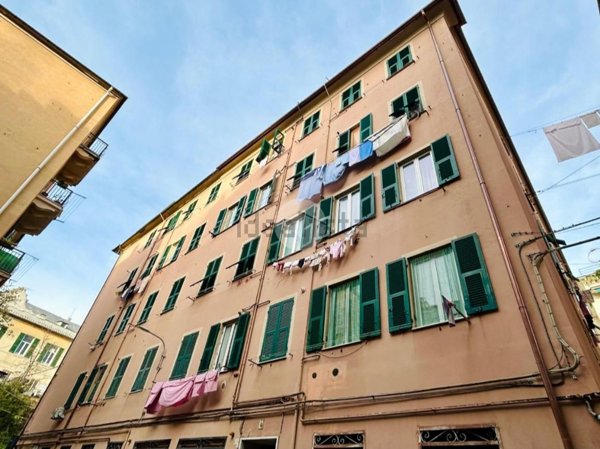 appartamento in vendita a Genova in zona Sestri Ponente