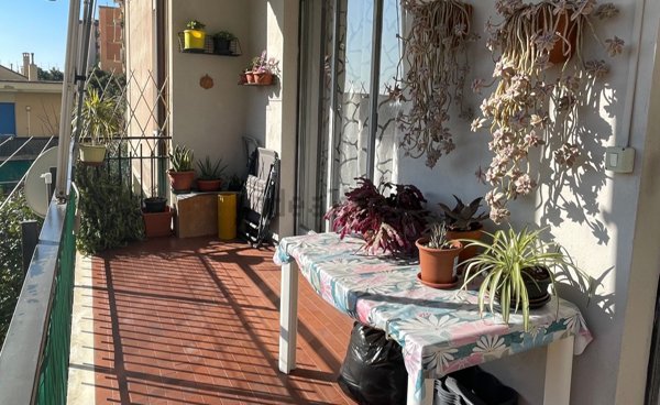 appartamento in vendita a Genova in zona Marassi