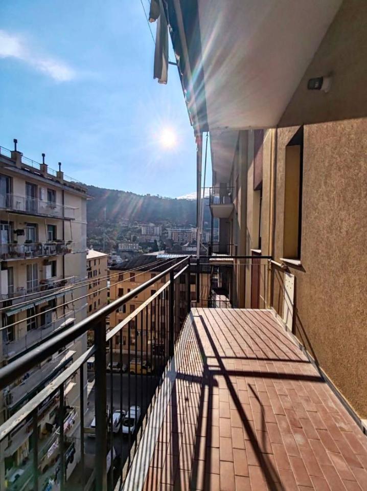 appartamento in vendita a Genova in zona Molassana