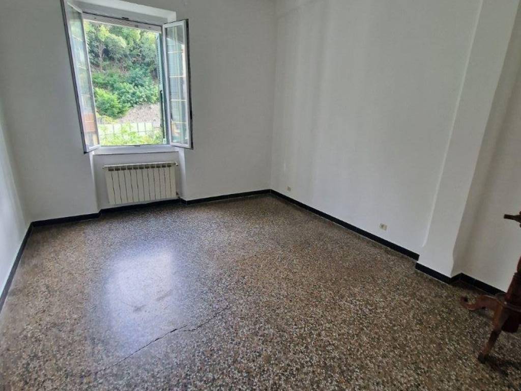 appartamento in vendita a Genova in zona Bolzaneto