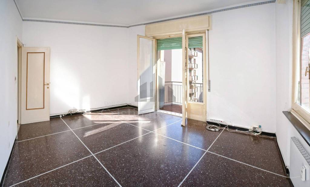 appartamento in vendita a Genova in zona Molassana