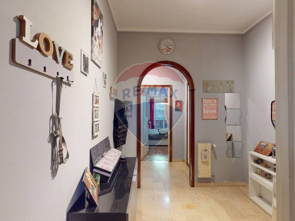 appartamento in vendita a Genova in zona Certosa