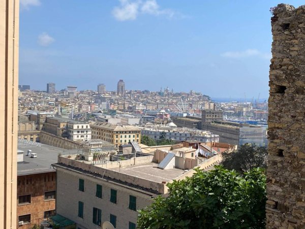 appartamento in vendita a Genova in zona Lagaccio / Granarolo