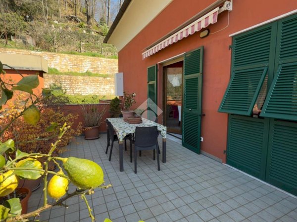 appartamento in vendita a Genova in zona Acquasanta