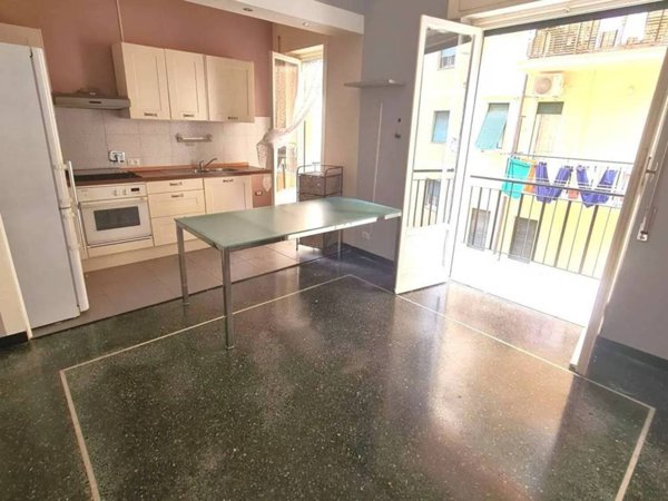 appartamento in vendita a Genova in zona Sampierdarena
