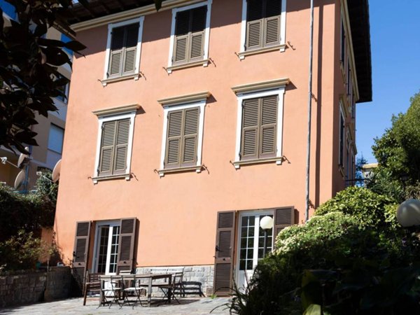 casa indipendente in vendita a Genova