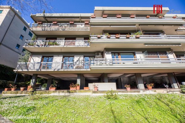 appartamento in vendita a Genova in zona Albaro