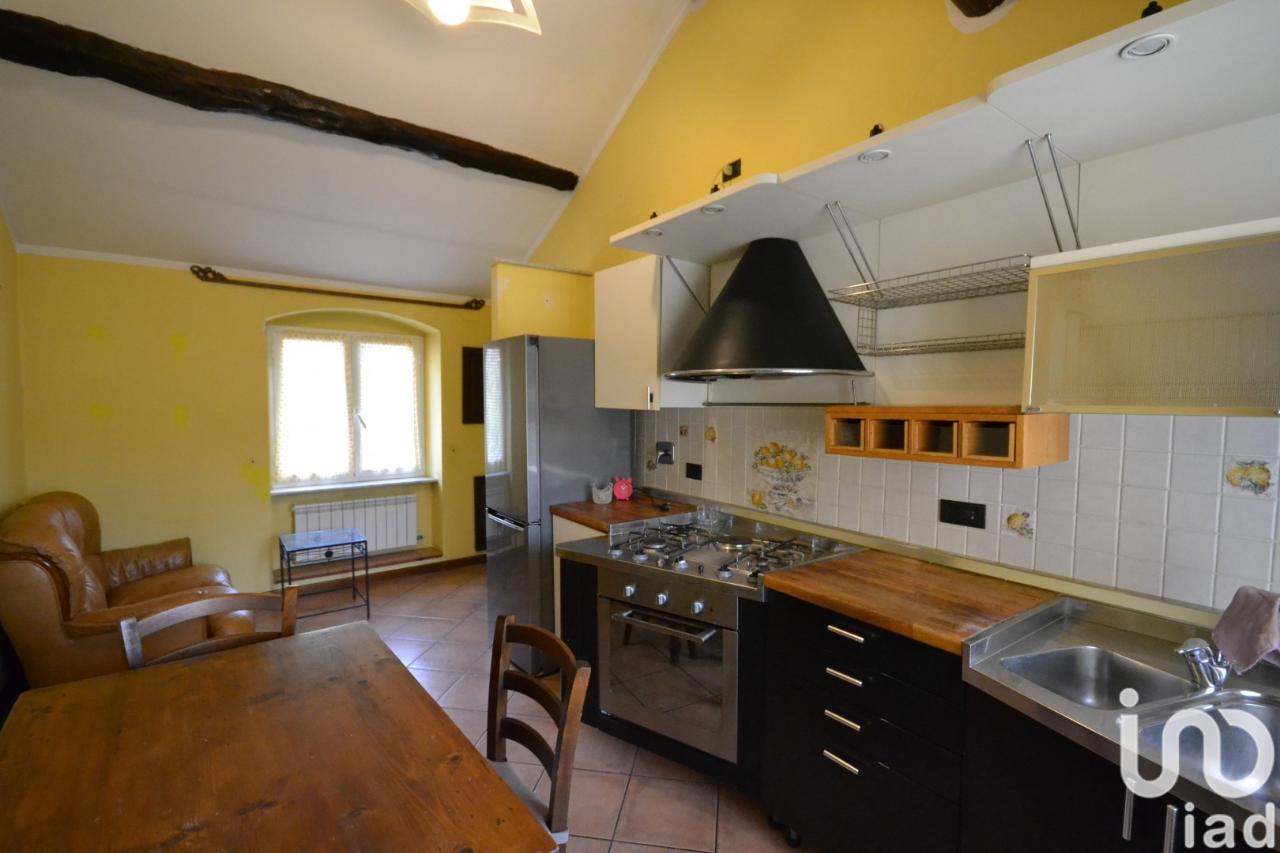 appartamento in vendita a Genova in zona Quezzi